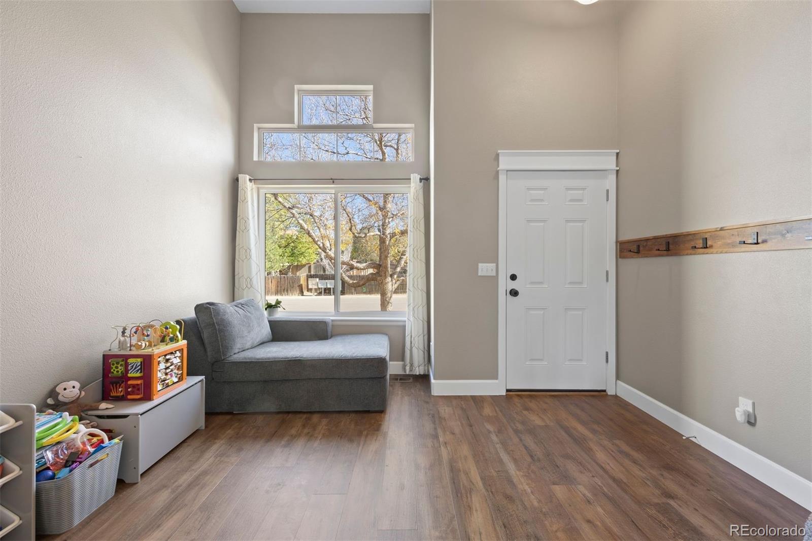 21484 E Crestline Lane