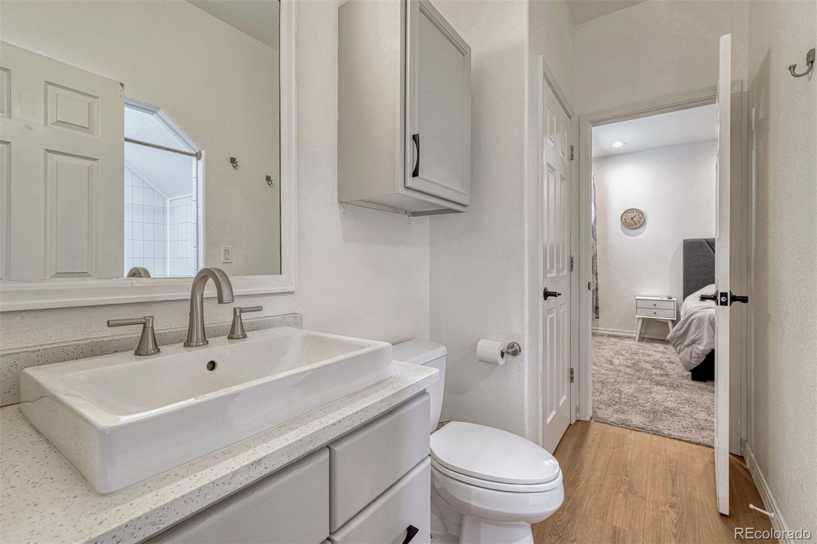 17870 New London Road