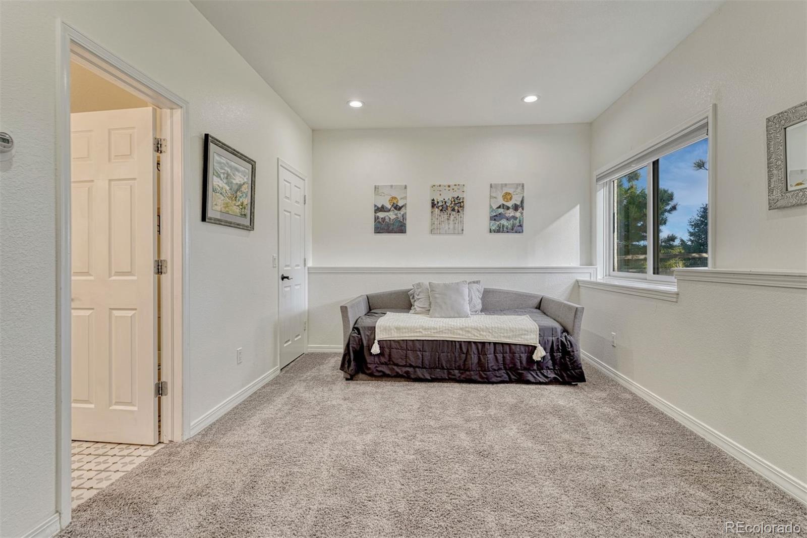 17870 New London Road