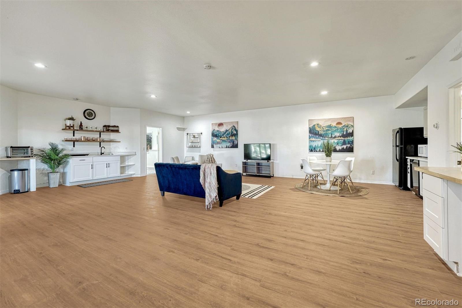 17870 New London Road