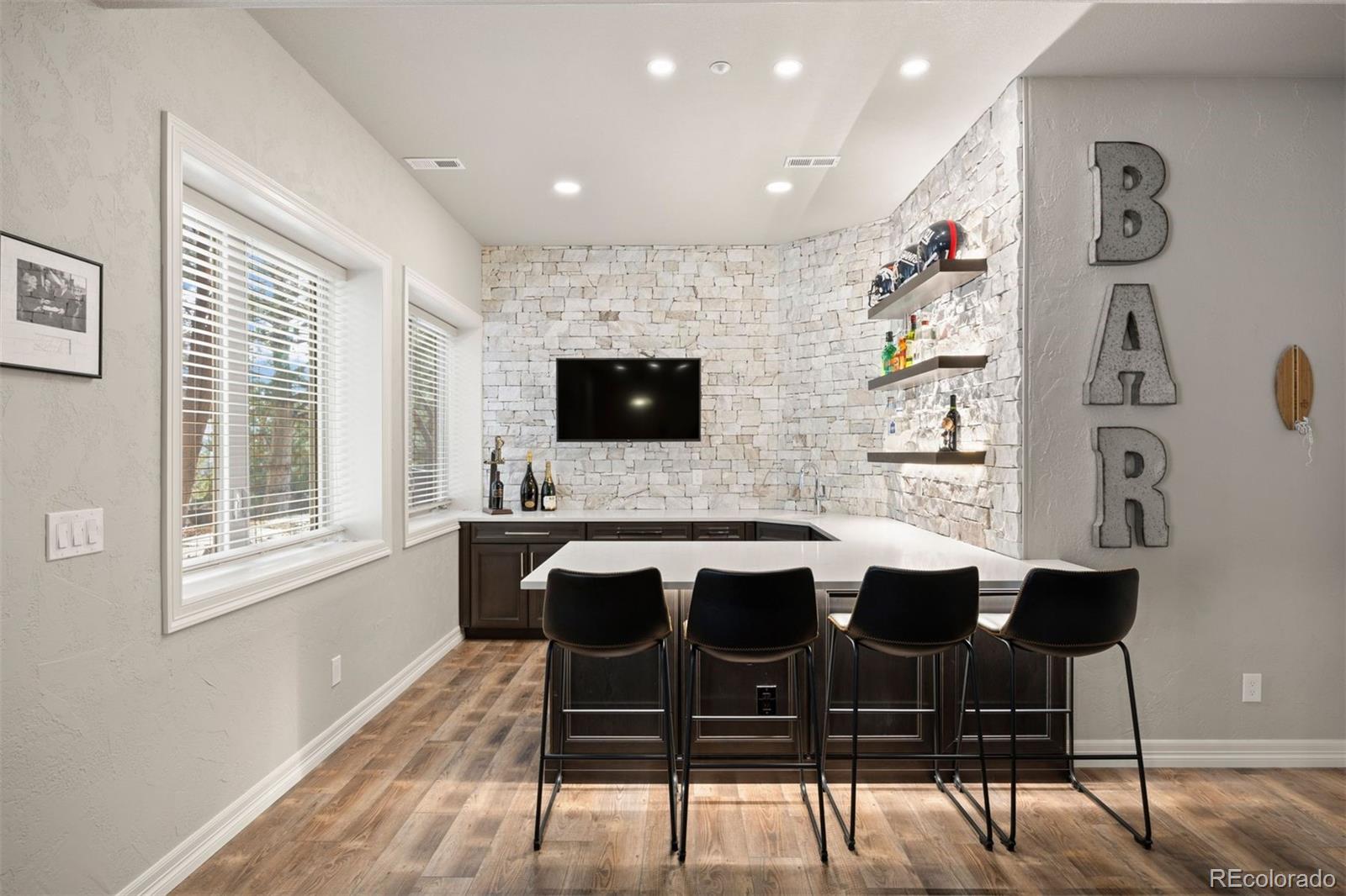 1102 Buffalo Ridge Road