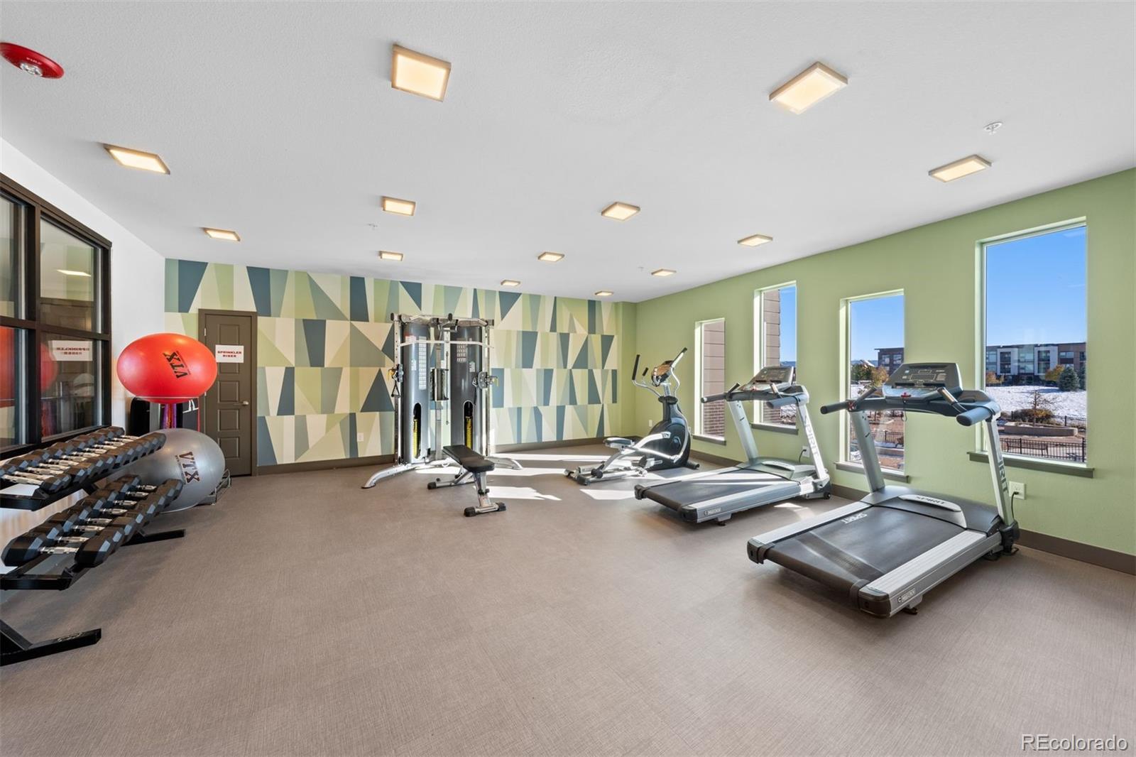 400 E Fremont Place Unit: 204