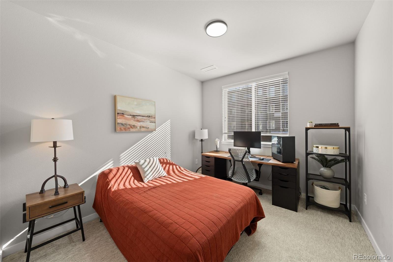 400 E Fremont Place Unit: 204