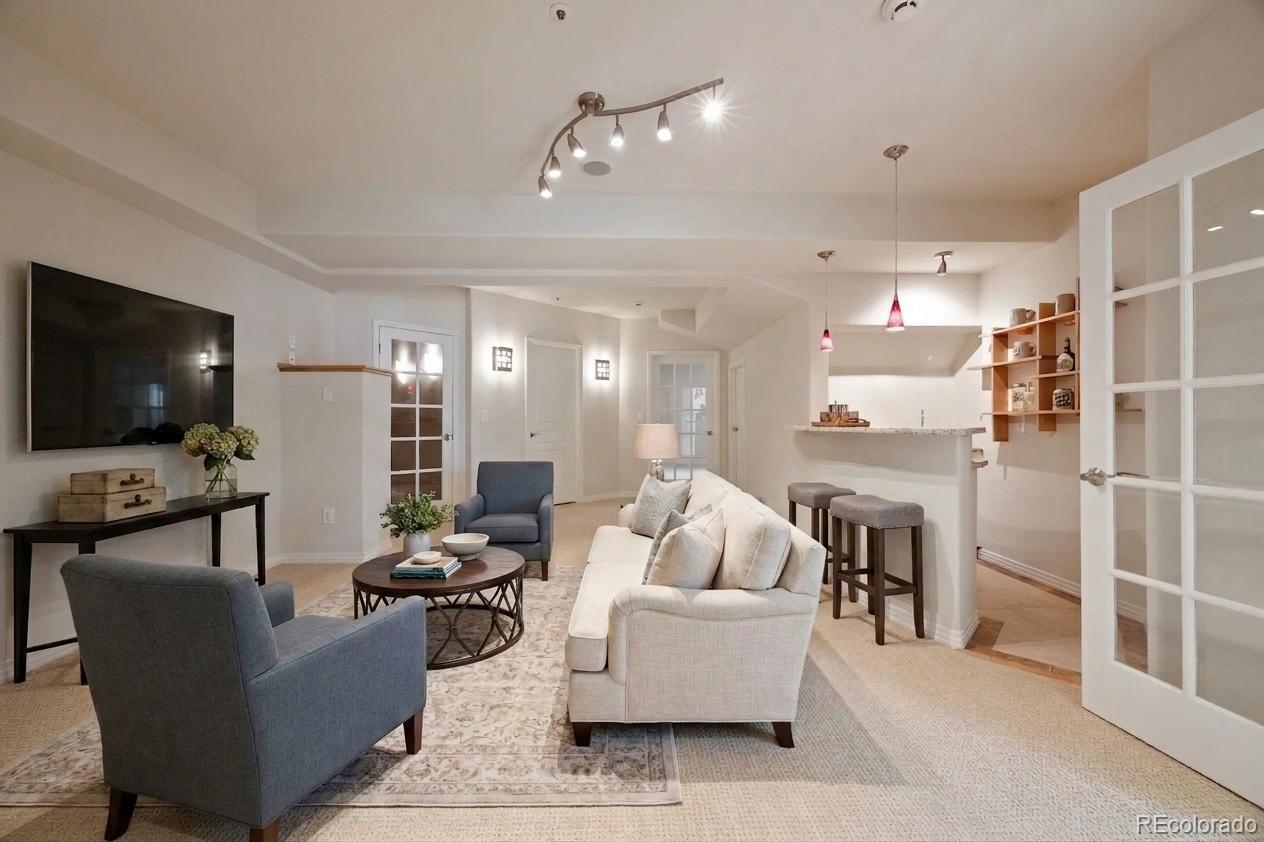 15 Castle Pines Drive