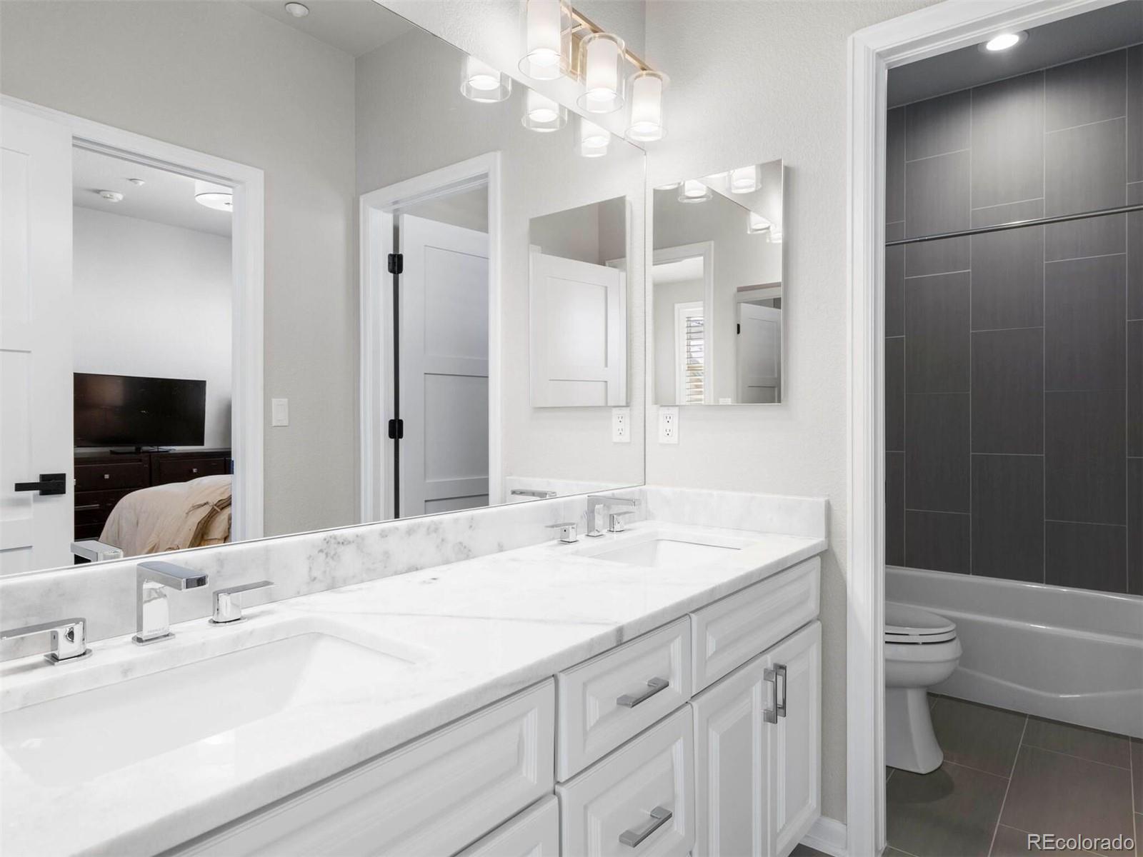 6247 El Diente Peak Place