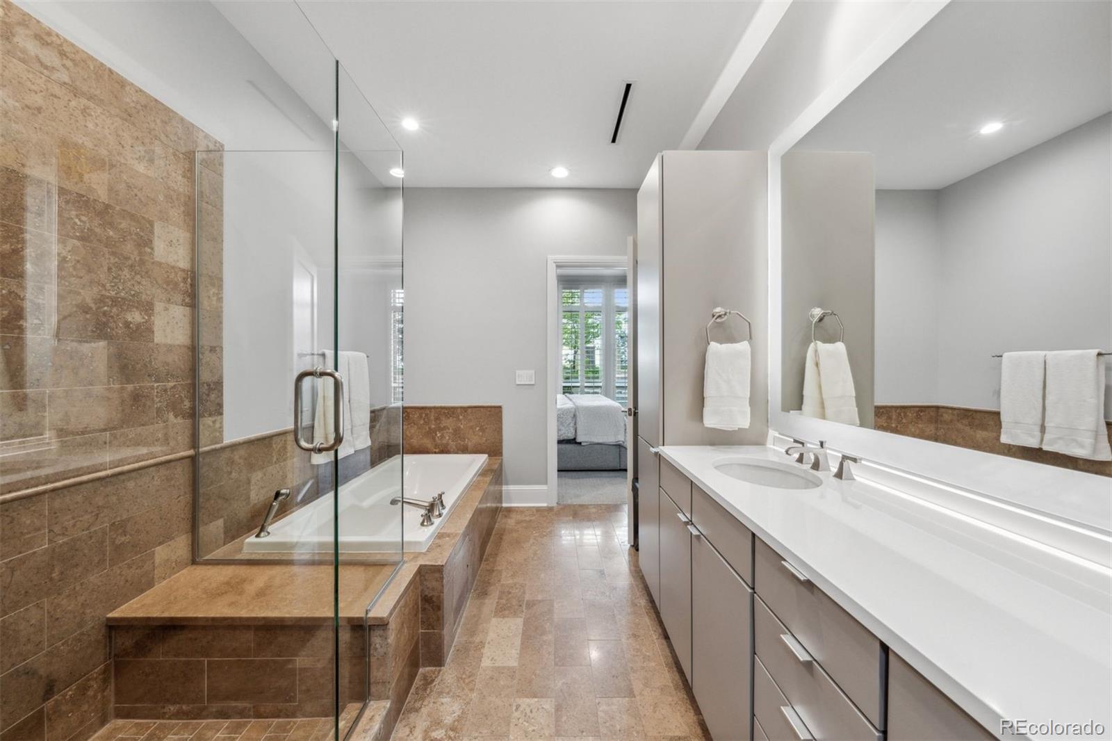 7600 Landmark Way Unit: 501-2