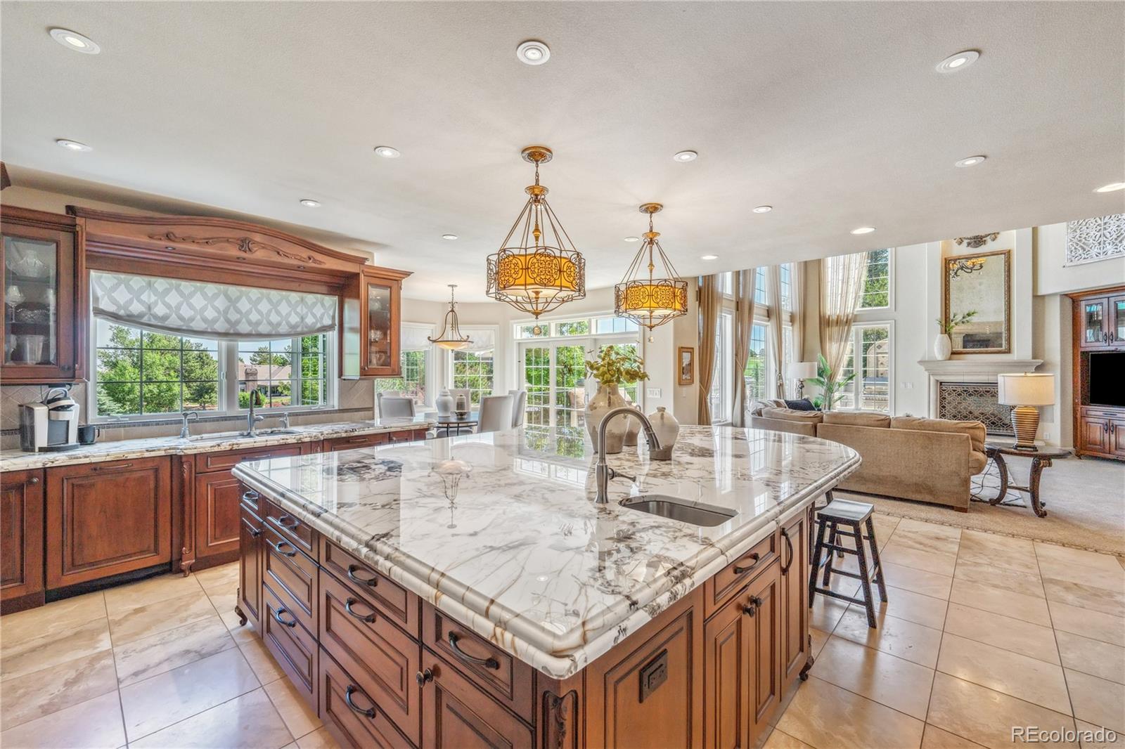 10104 Stoneglen Trail