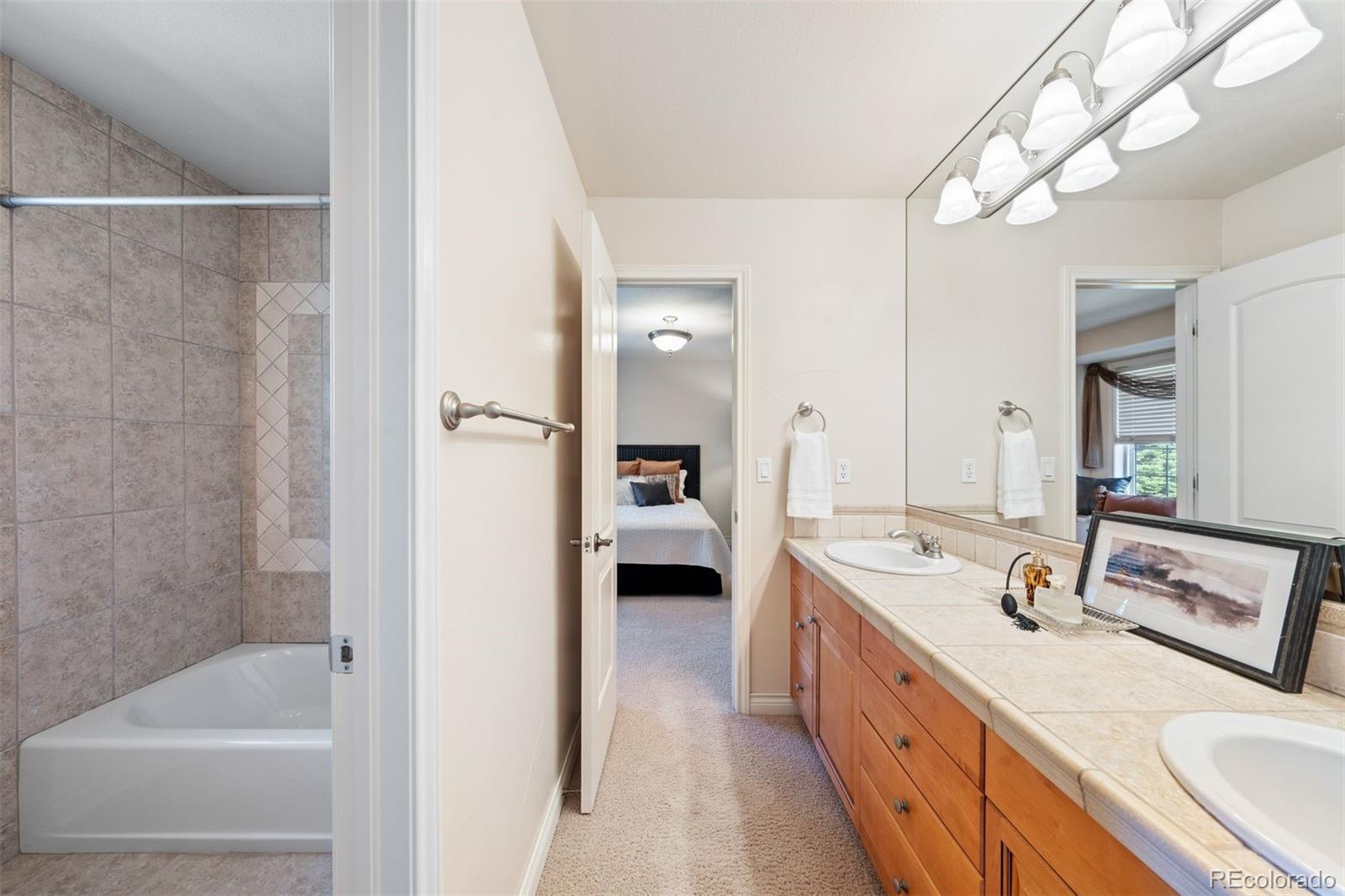 10104 Stoneglen Trail