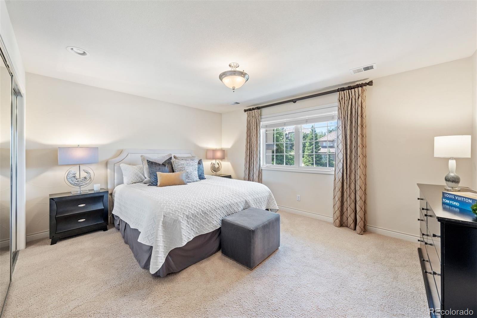 10104 Stoneglen Trail