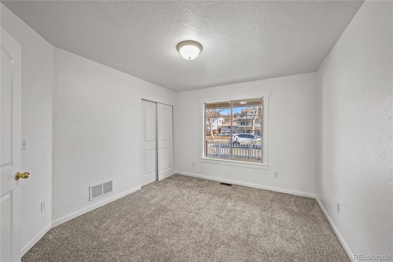 107 Cantril Unit: 107