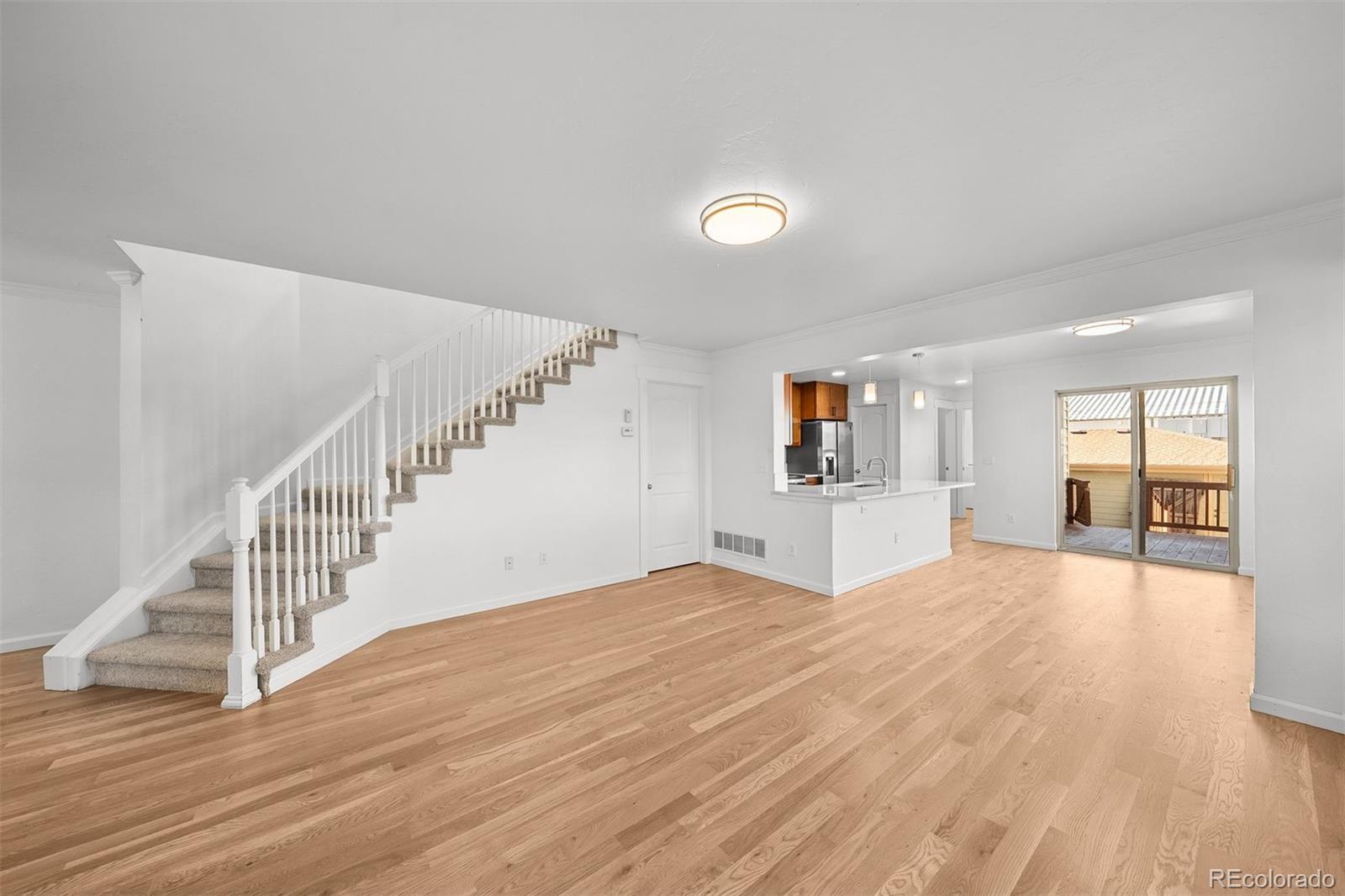 107 Cantril Unit: 107