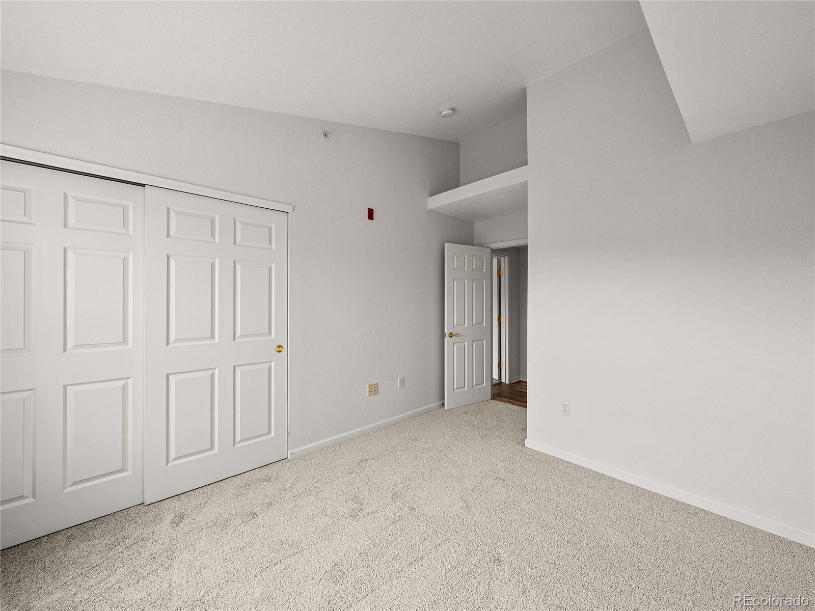 7440 S Blackhawk Street Unit: 306