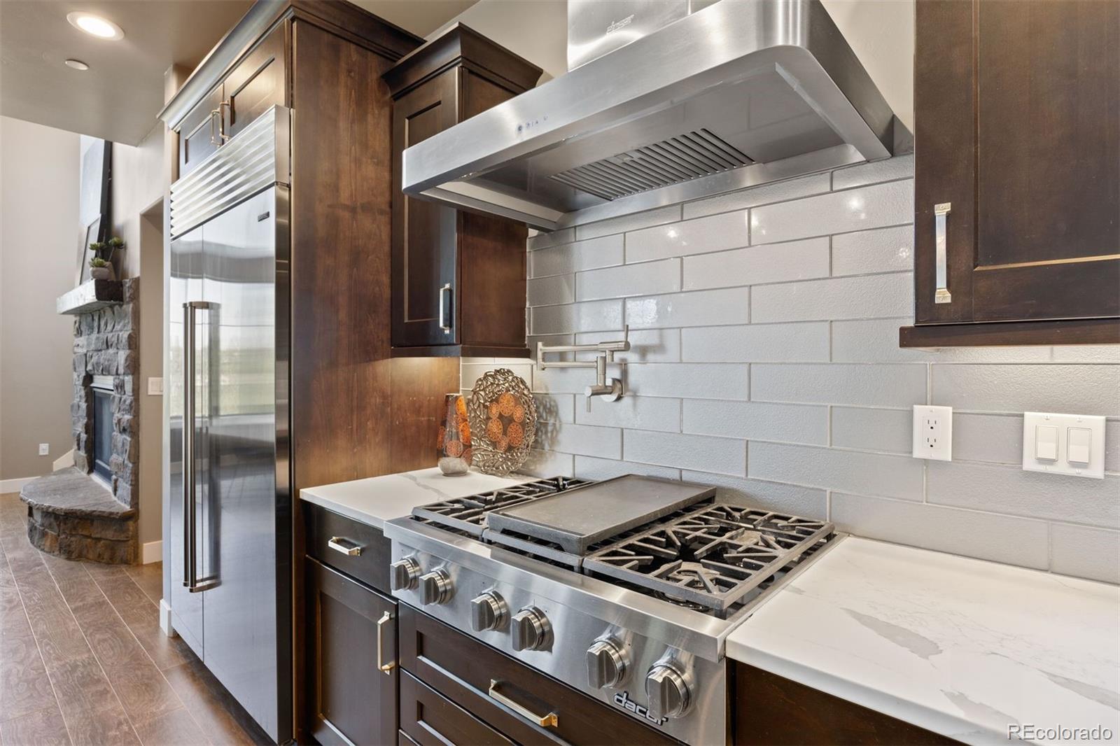 1803 Avenida Del Sol