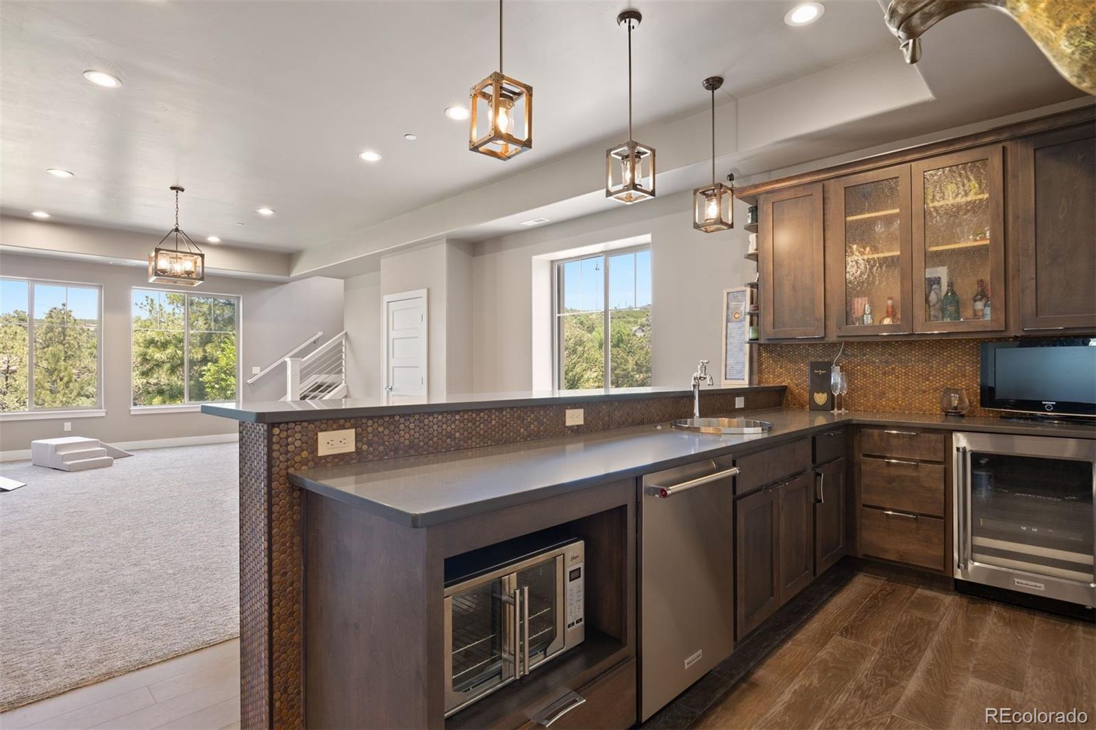 1803 Avenida Del Sol