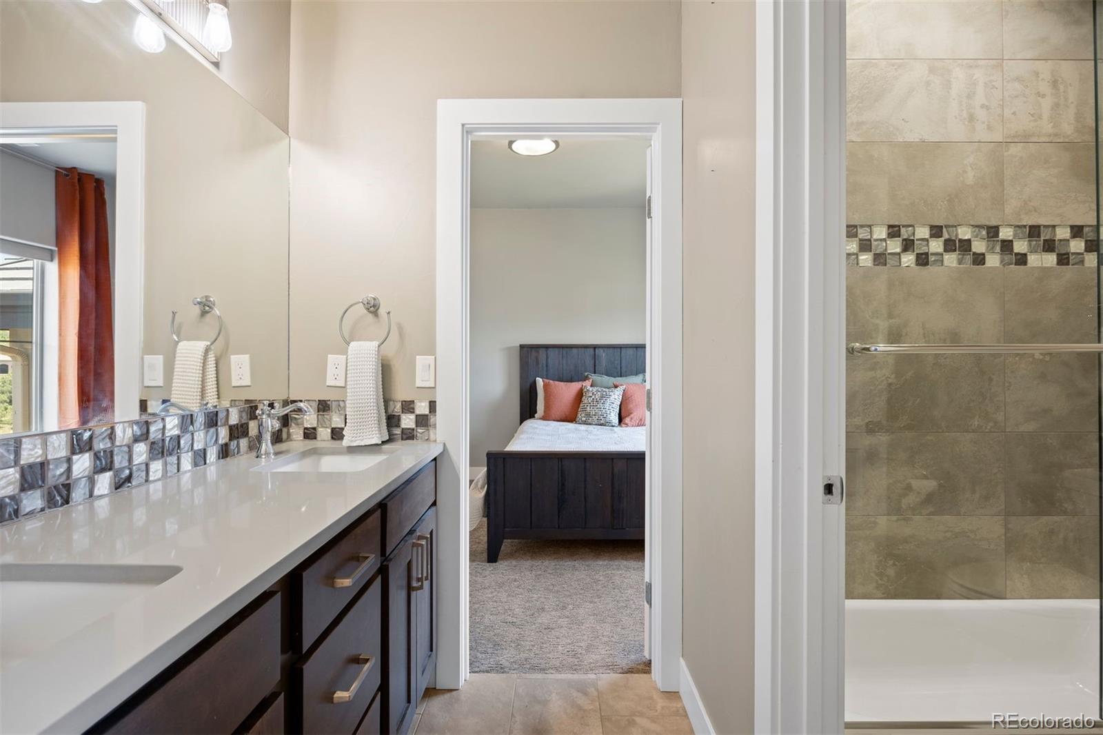 1803 Avenida Del Sol