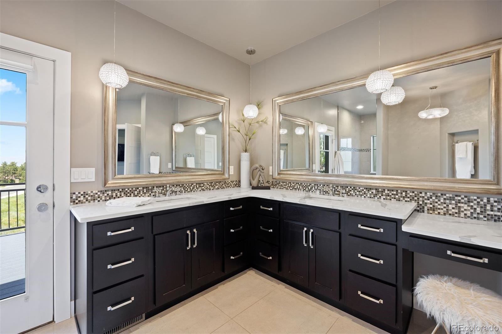 1803 Avenida Del Sol