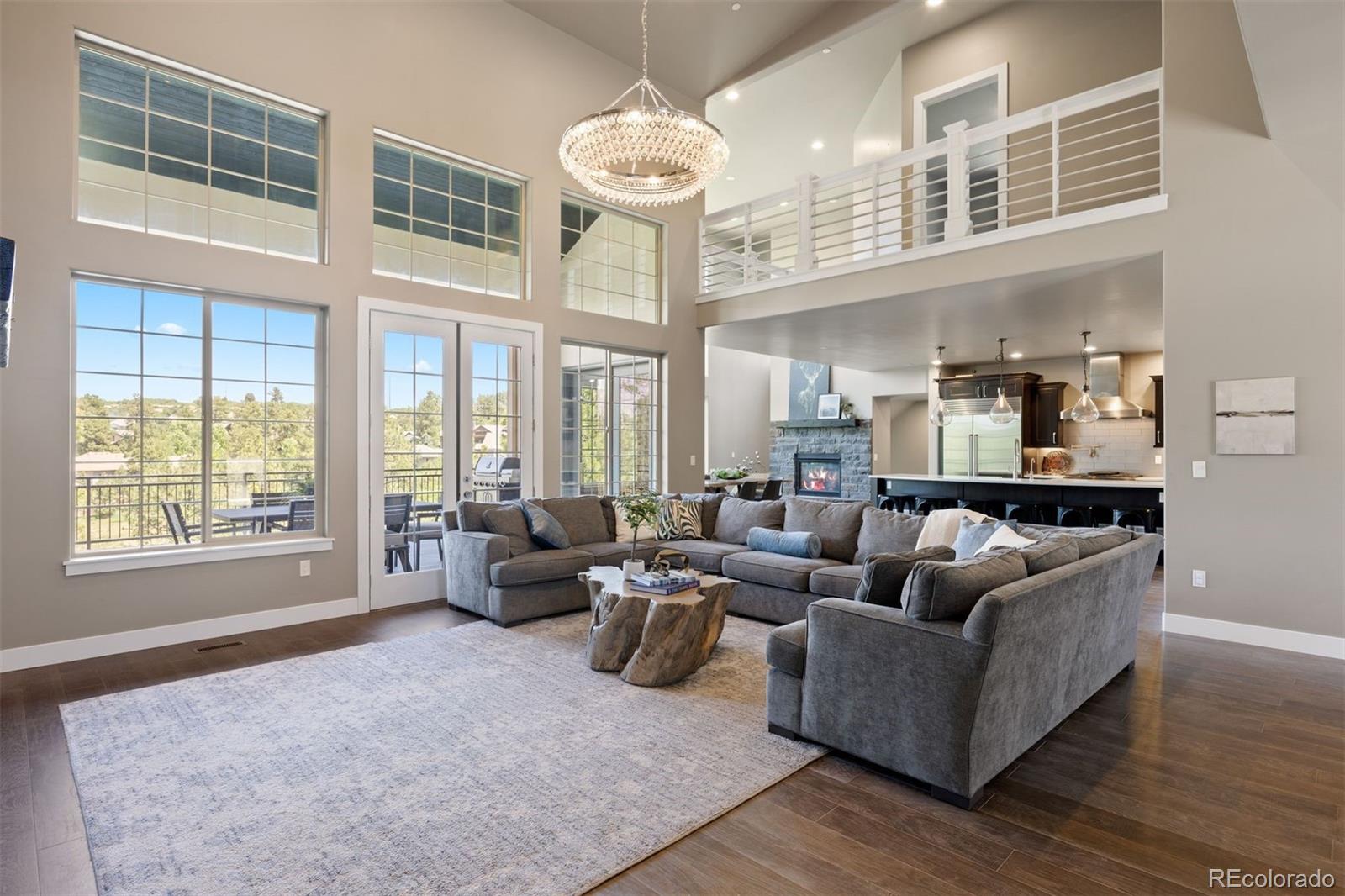 1803 Avenida Del Sol