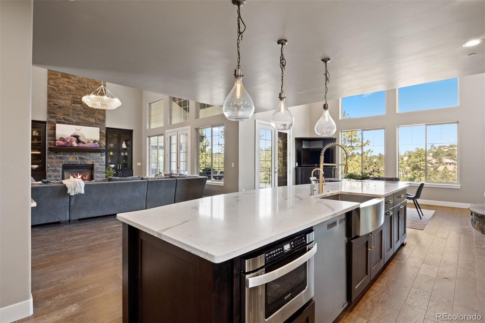 1803 Avenida Del Sol