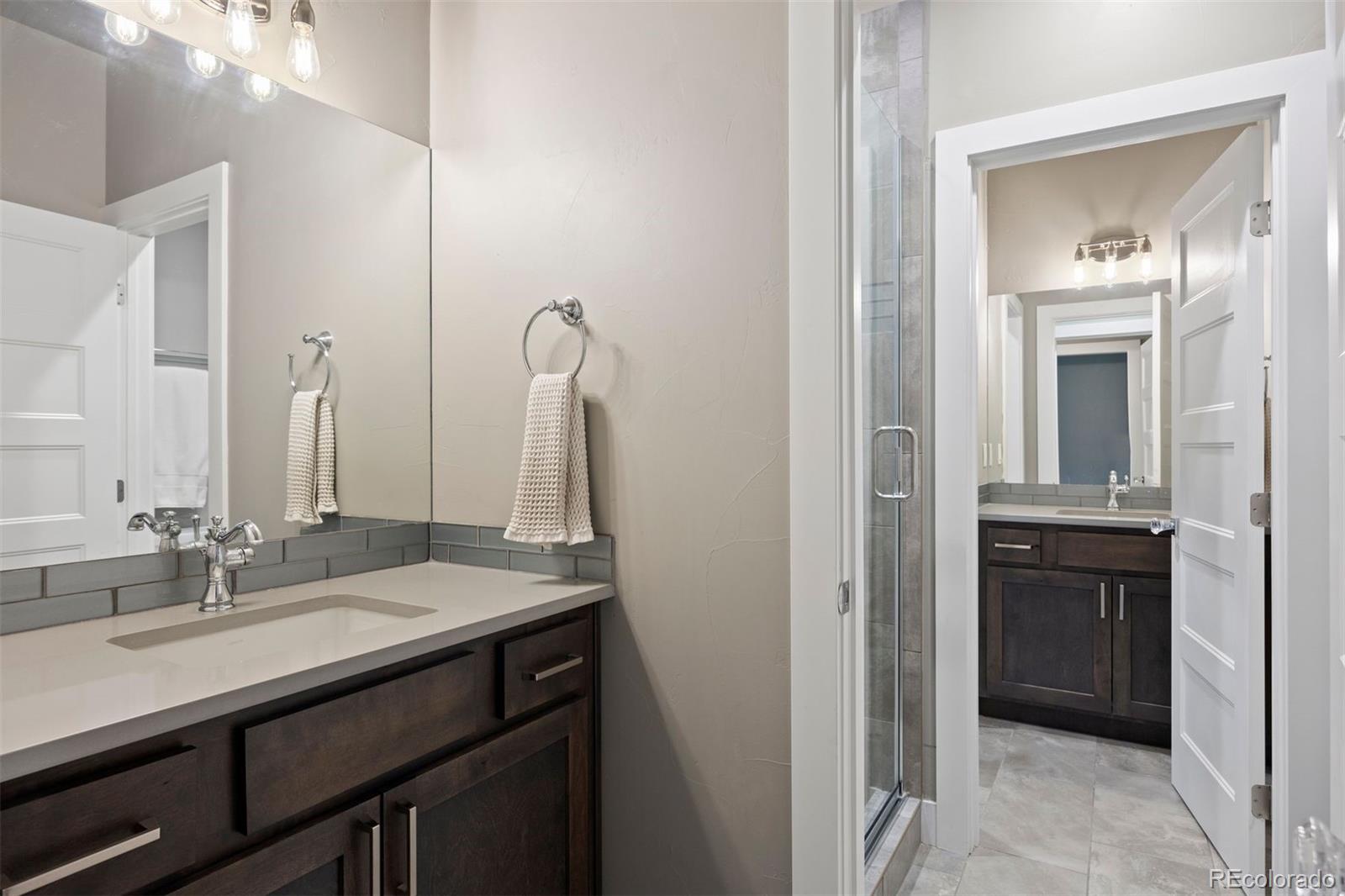 1803 Avenida Del Sol