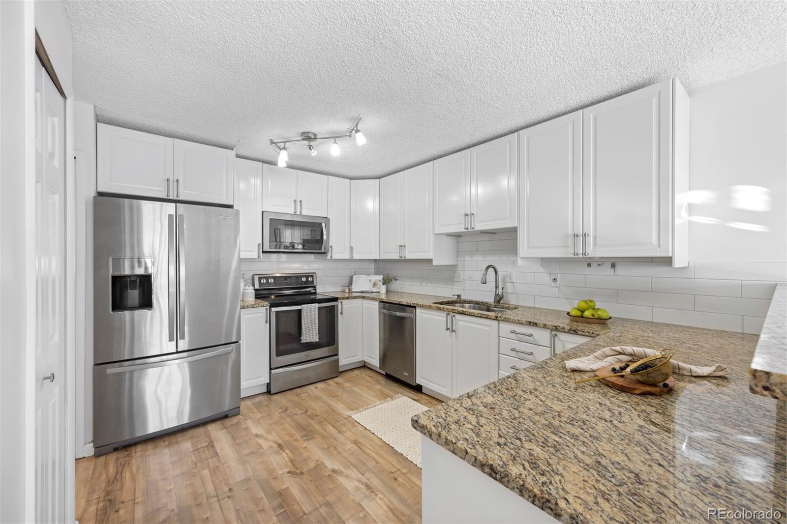 3465 S Poplar Street Unit: 105