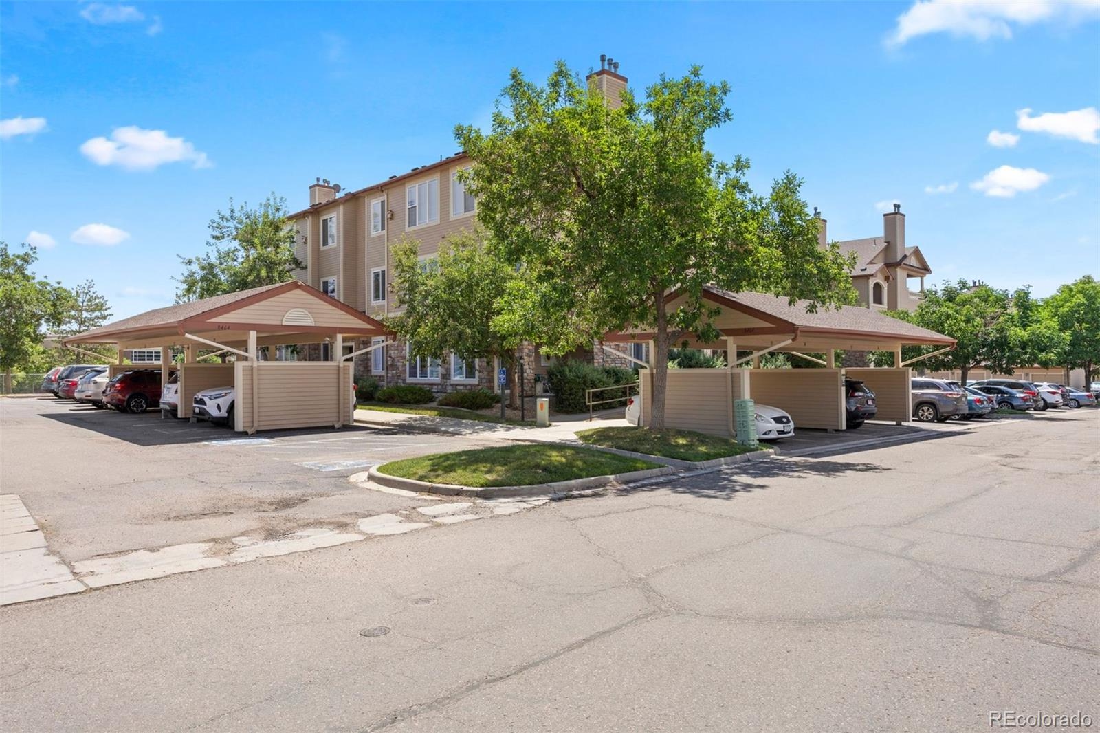 8464 S Holland Way Unit: 304