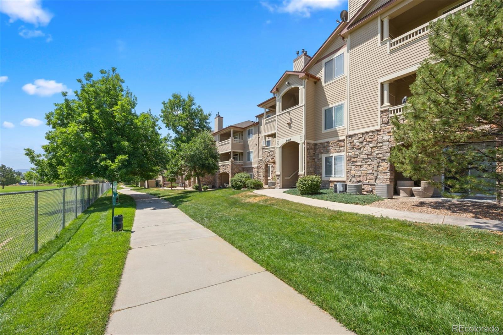8464 S Holland Way Unit: 304