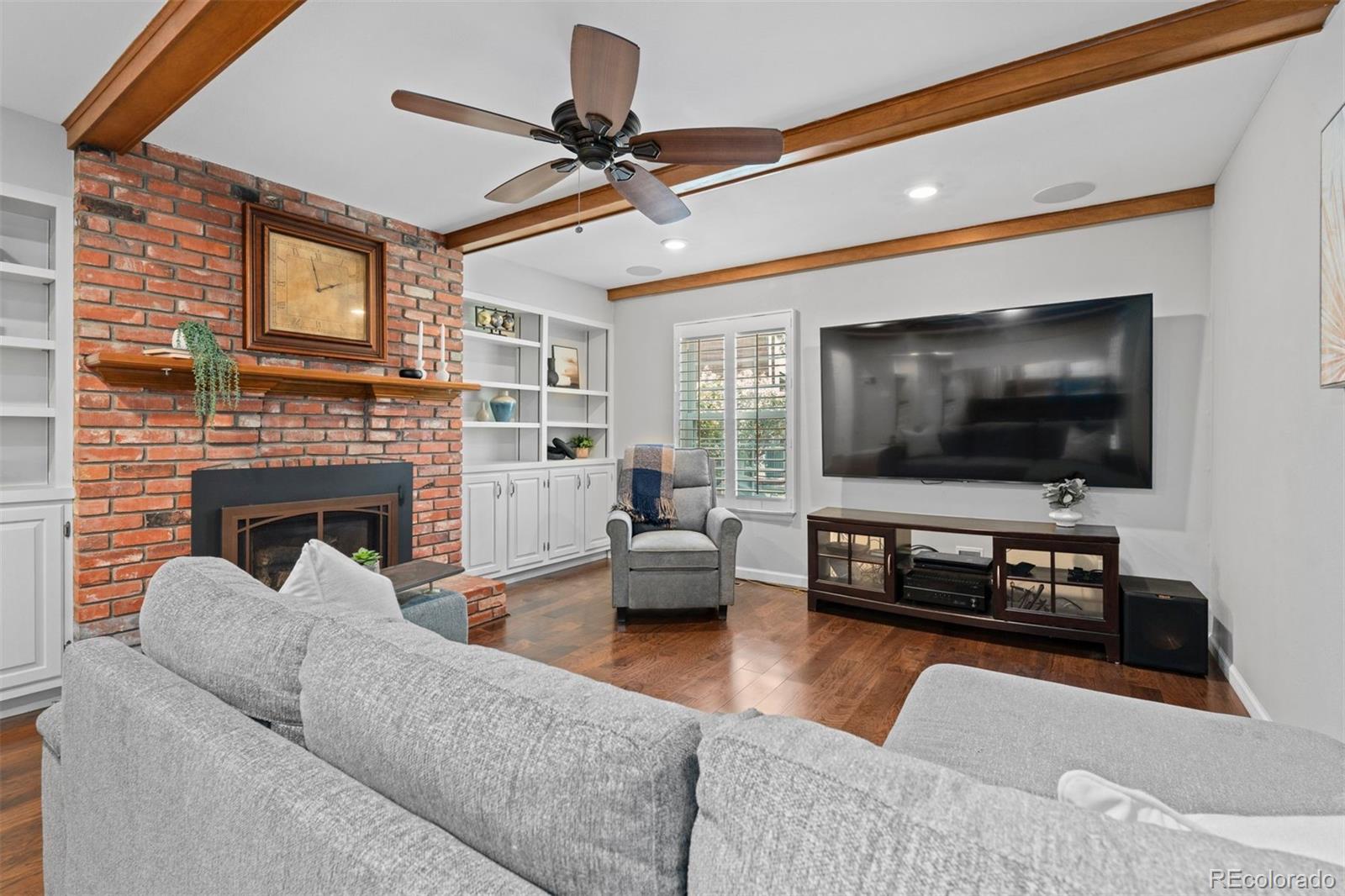 5122 S Cody Court