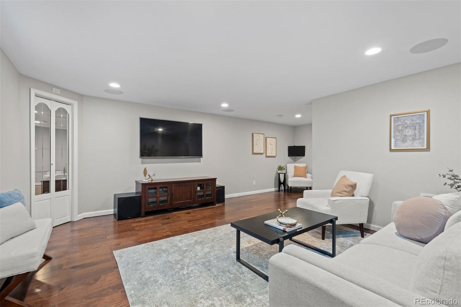 5122 S Cody Court