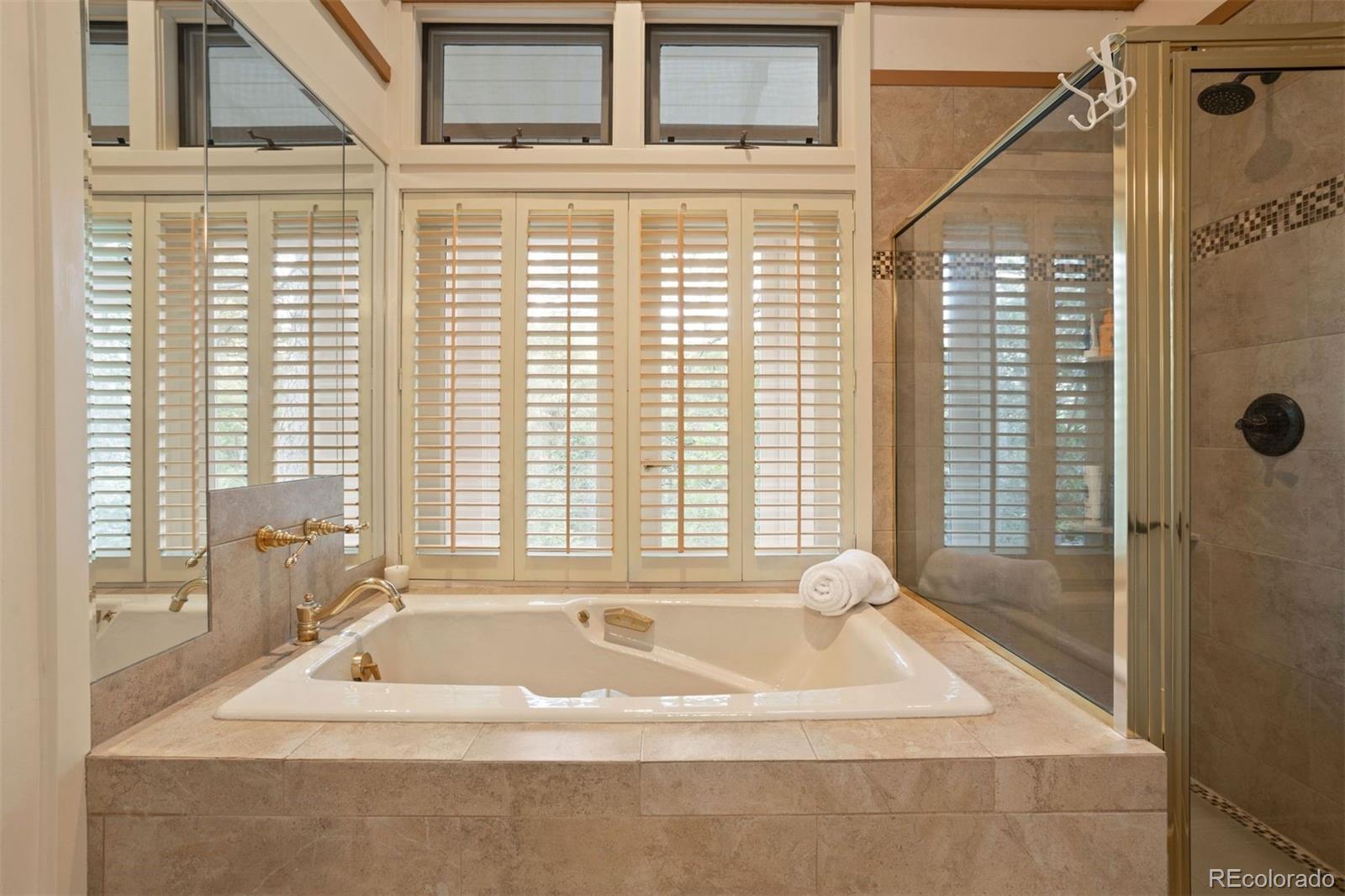 36 CASTLE PINES Drive