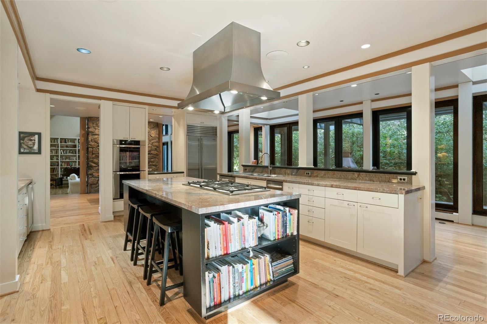 36 CASTLE PINES Drive