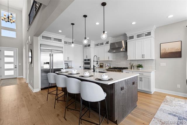 5932 Los Olivas Point