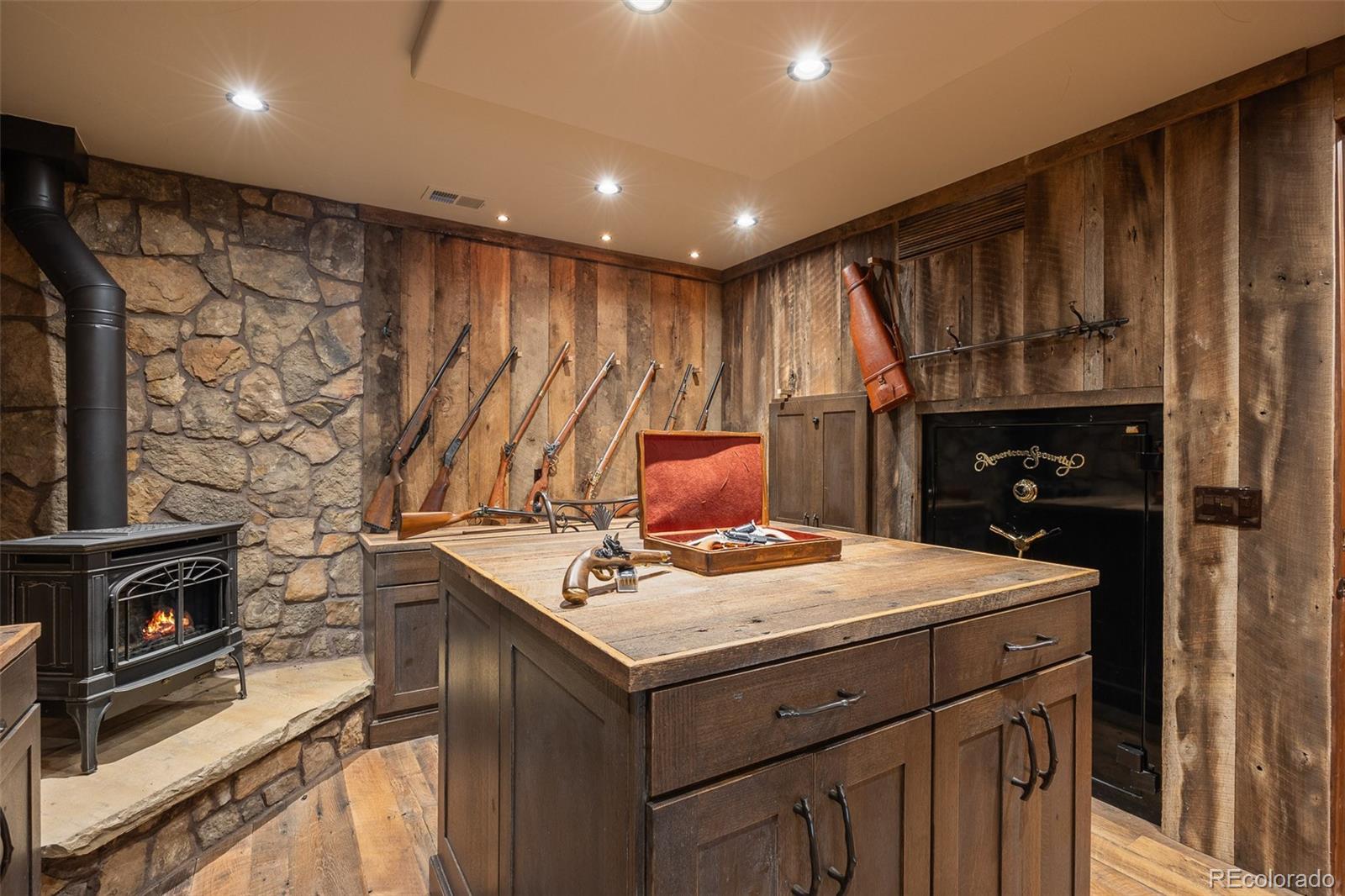 9359 Hidden Pines Court
