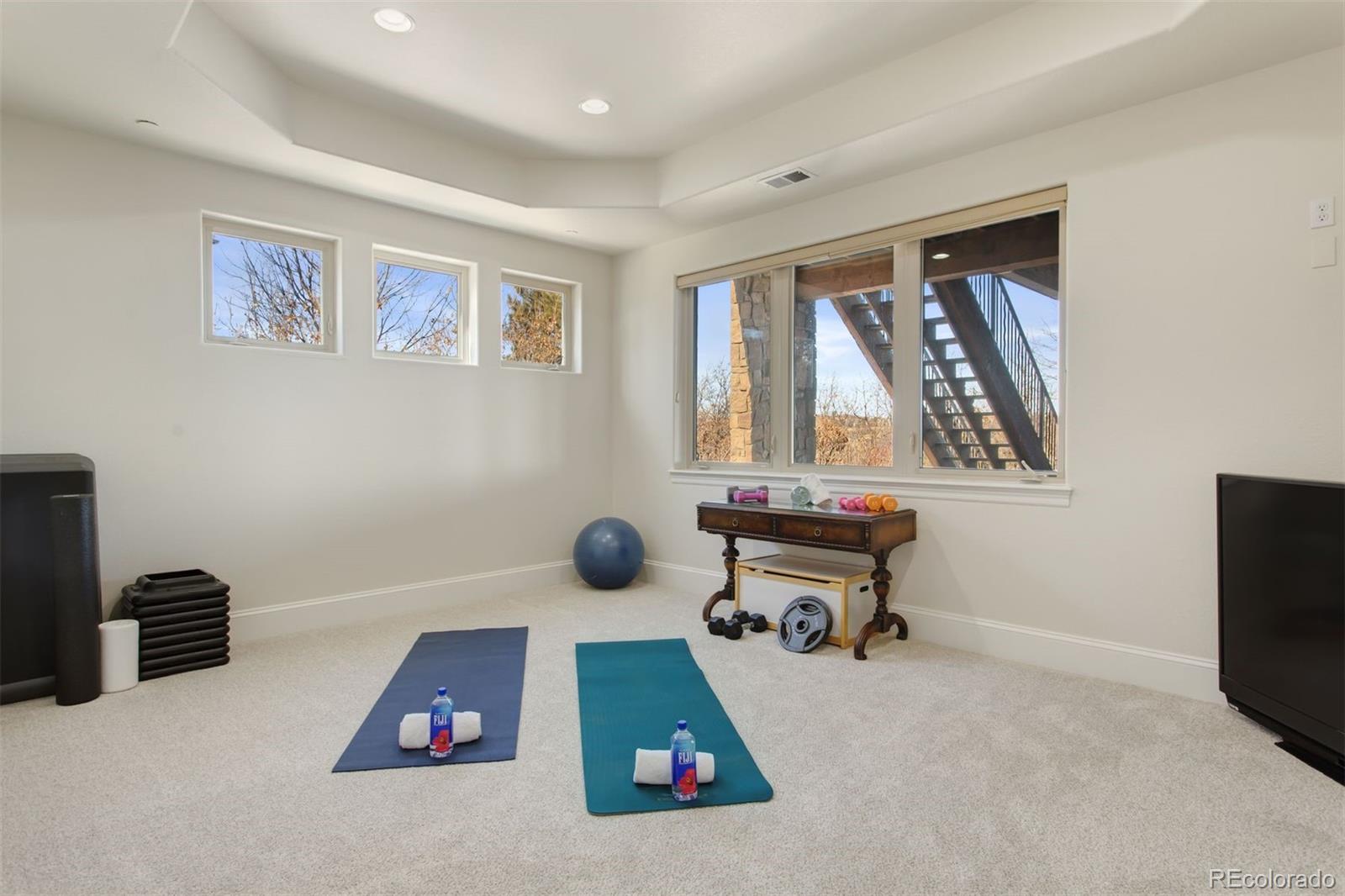 6805 Twisted Oak Drive