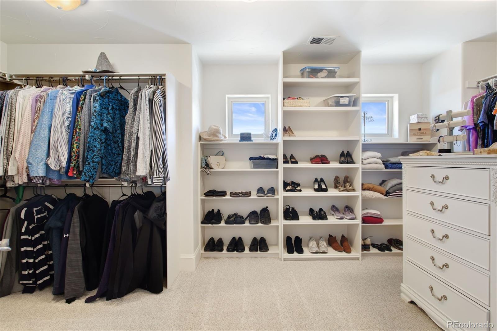 6805 Twisted Oak Drive