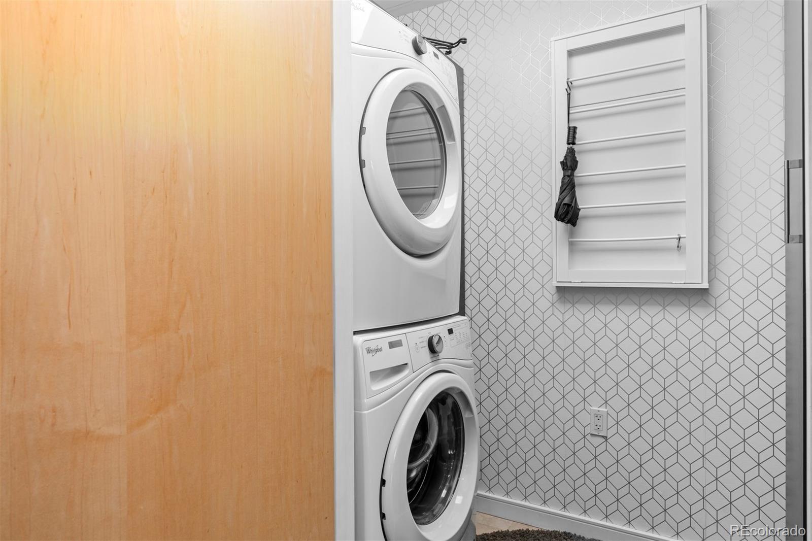 333 S Monroe Street Unit: 211