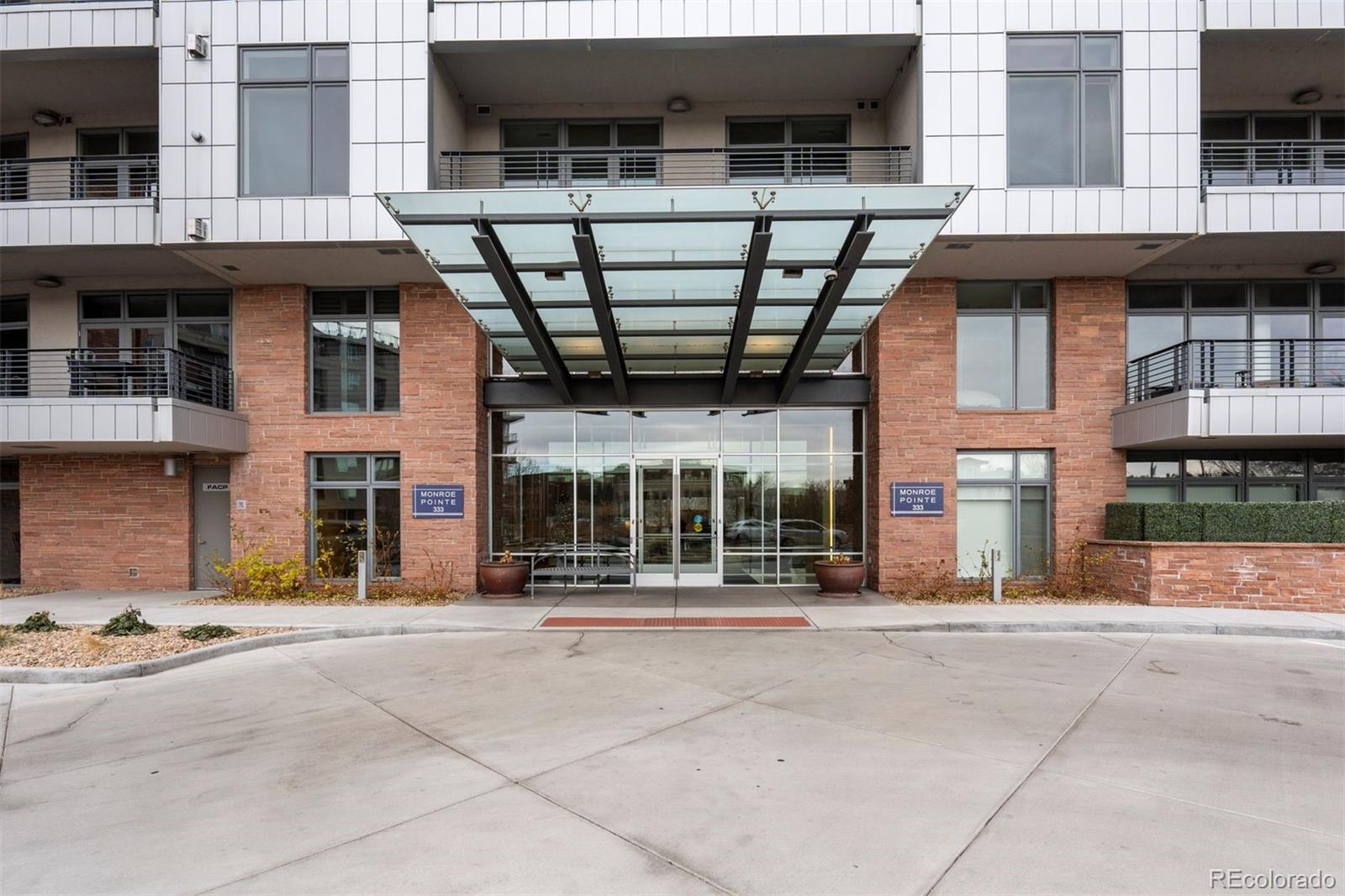 333 S Monroe Street Unit: 211