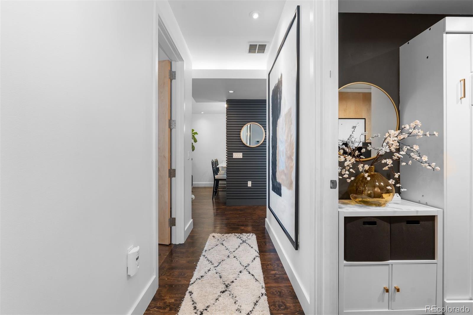 333 S Monroe Street Unit: 211