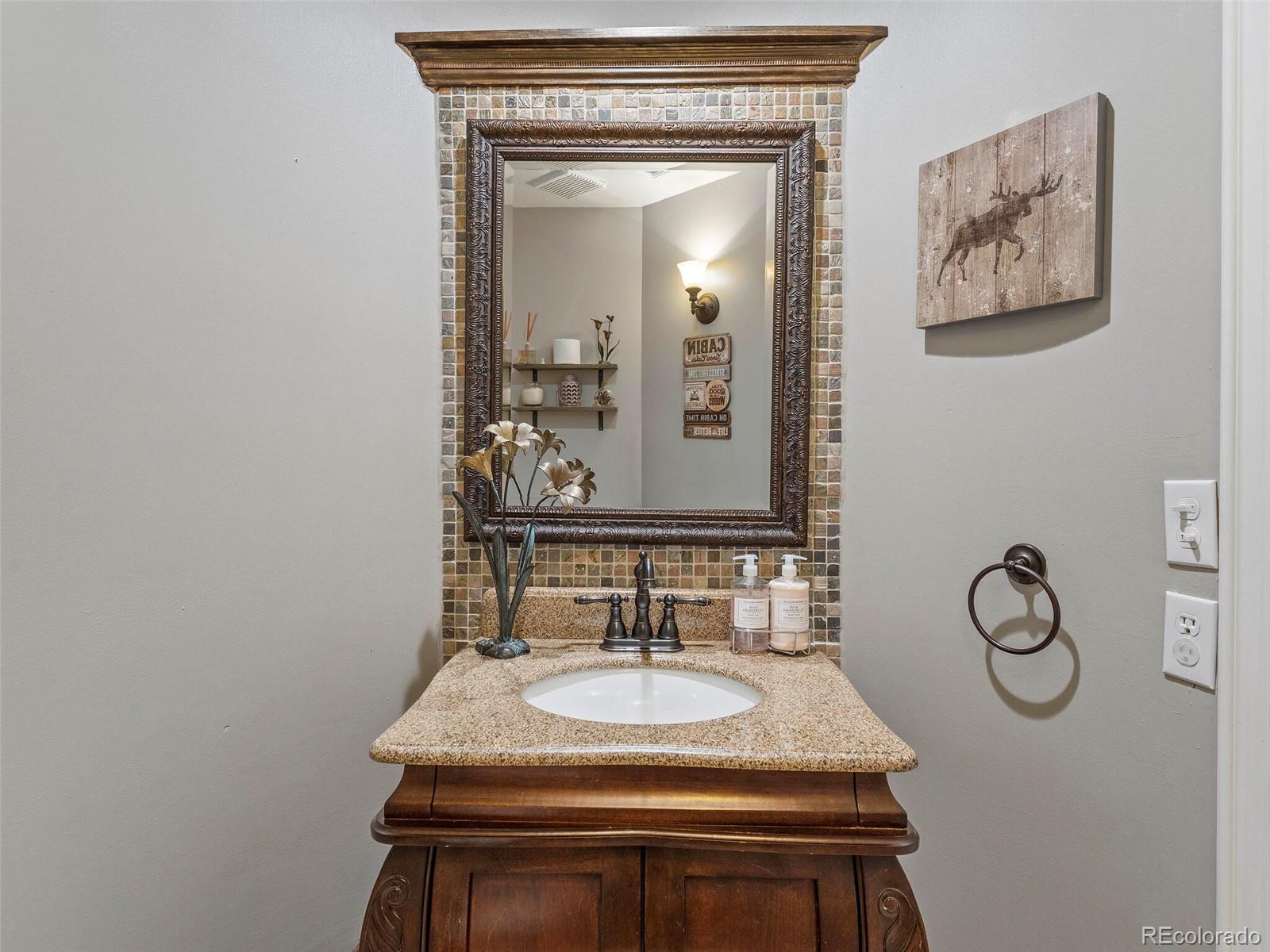 57 E Oak Hills Drive