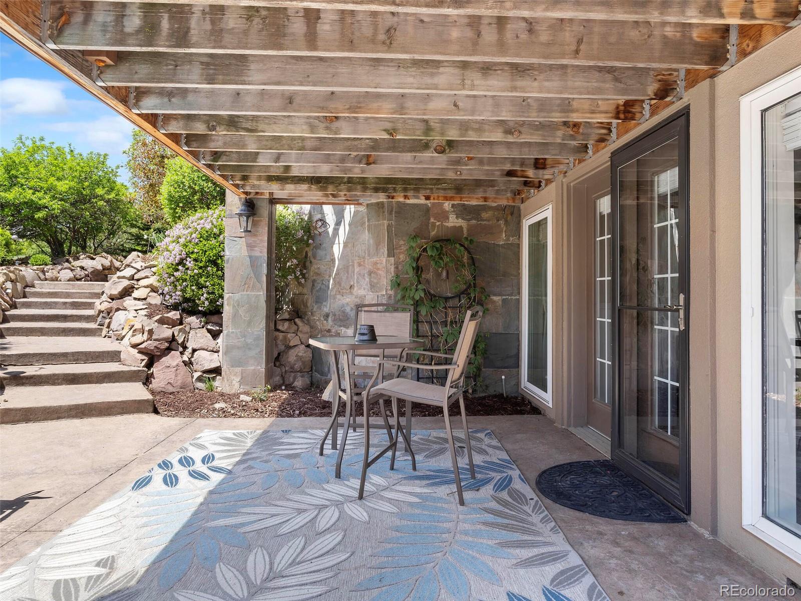 57 E Oak Hills Drive