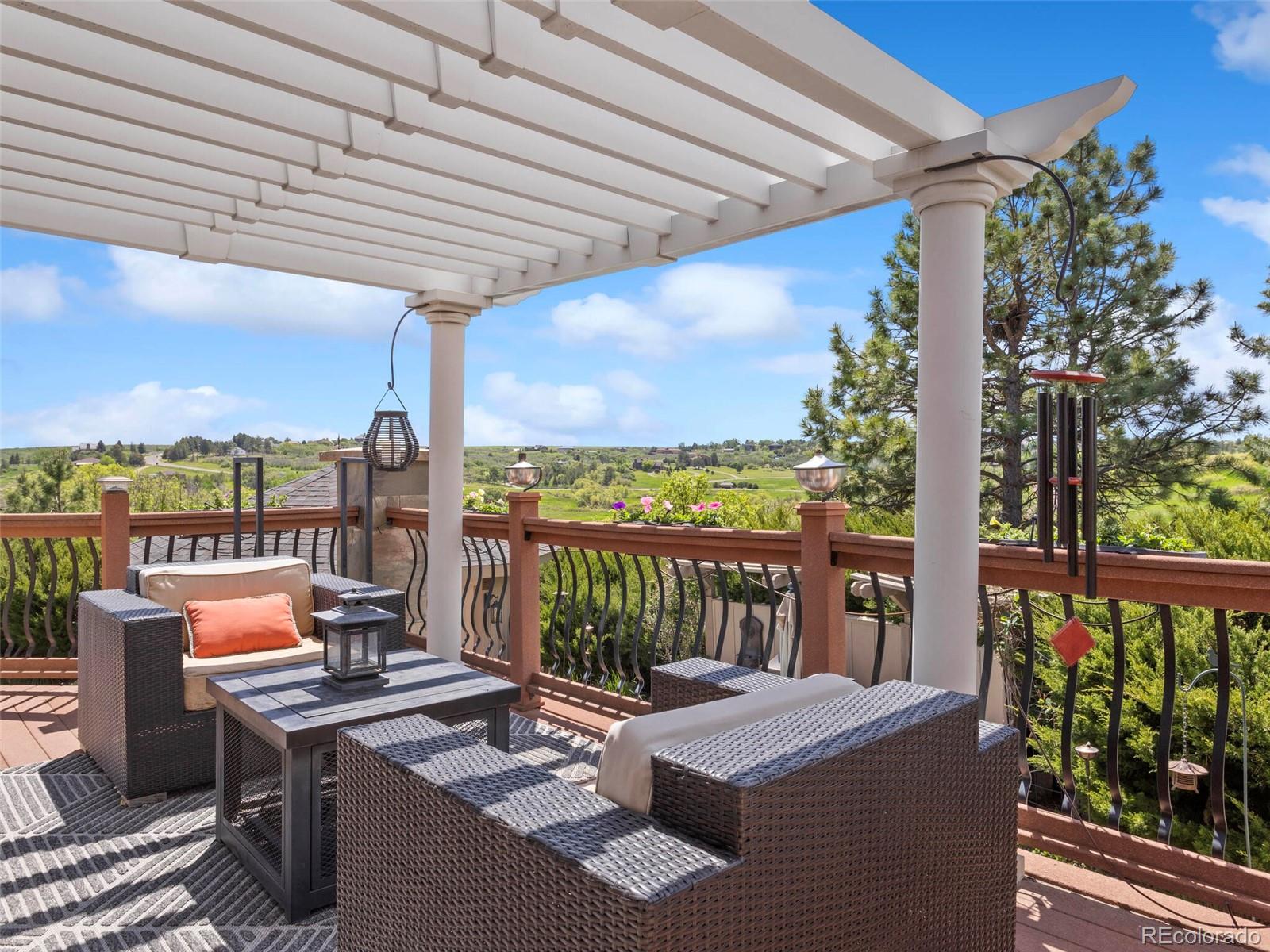 57 E Oak Hills Drive