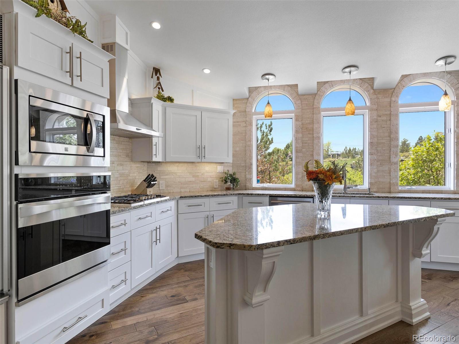 57 E Oak Hills Drive