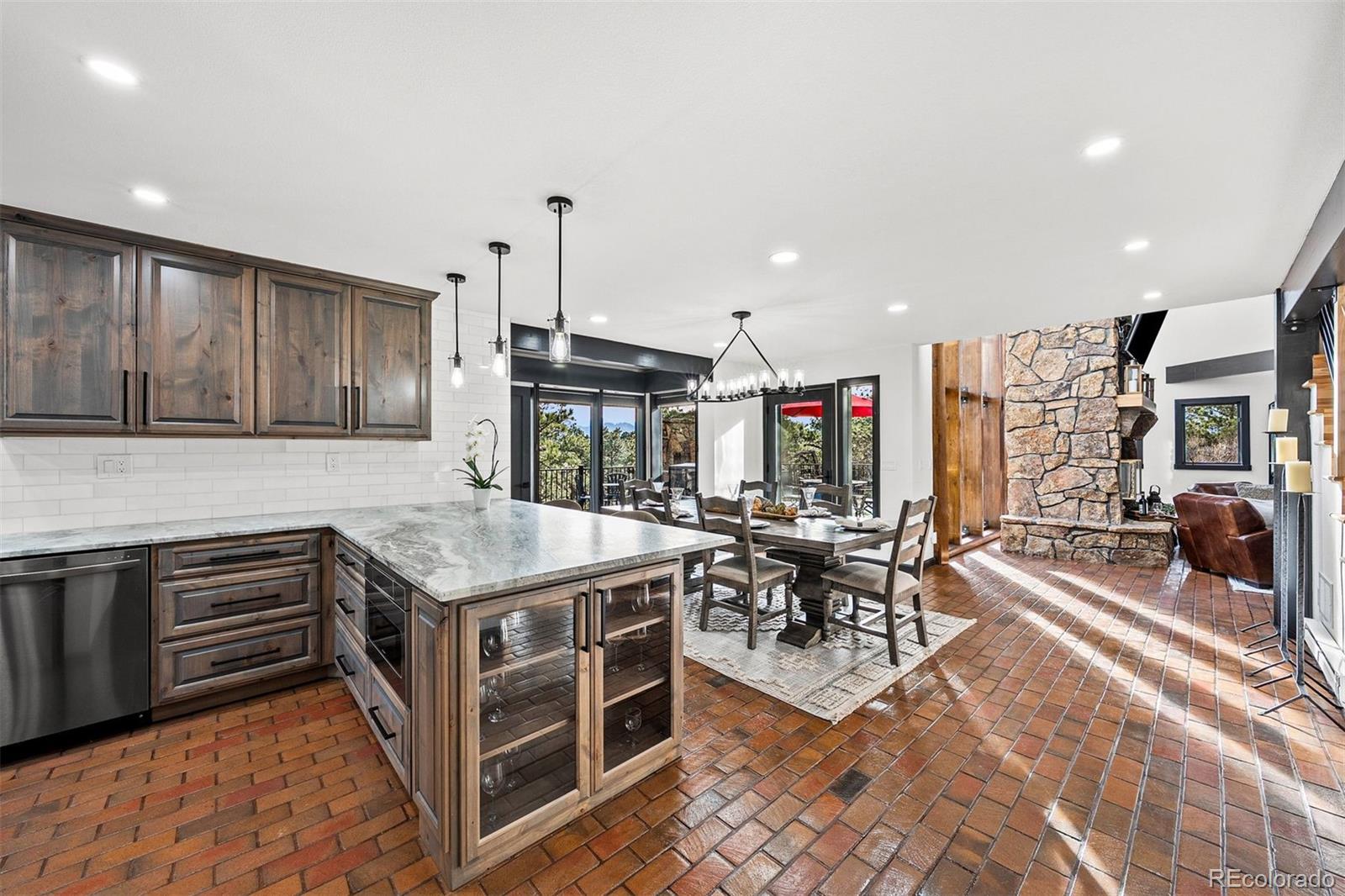 17395 Caribou Drive E