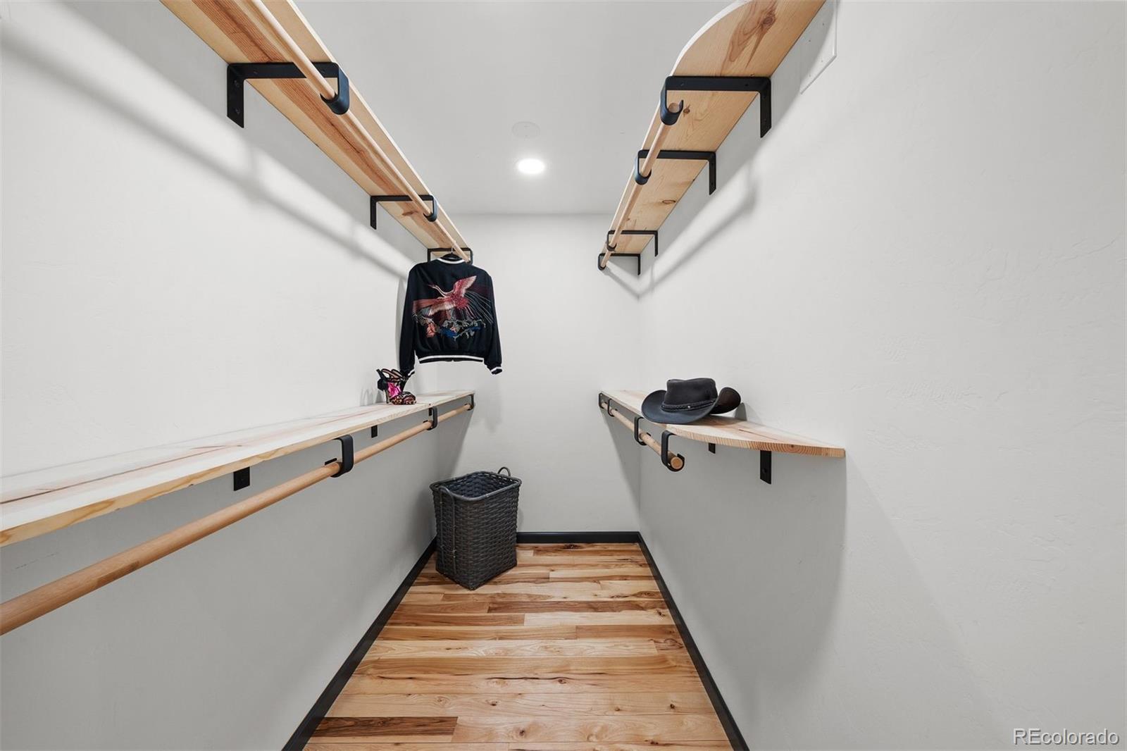 17395 Caribou Drive E