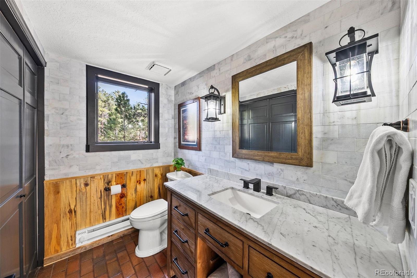 17395 Caribou Drive E