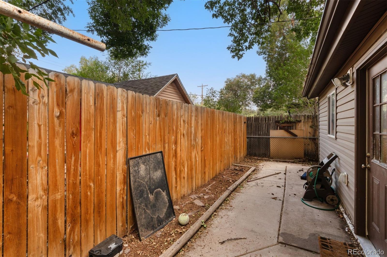 2312 W Platte Avenue