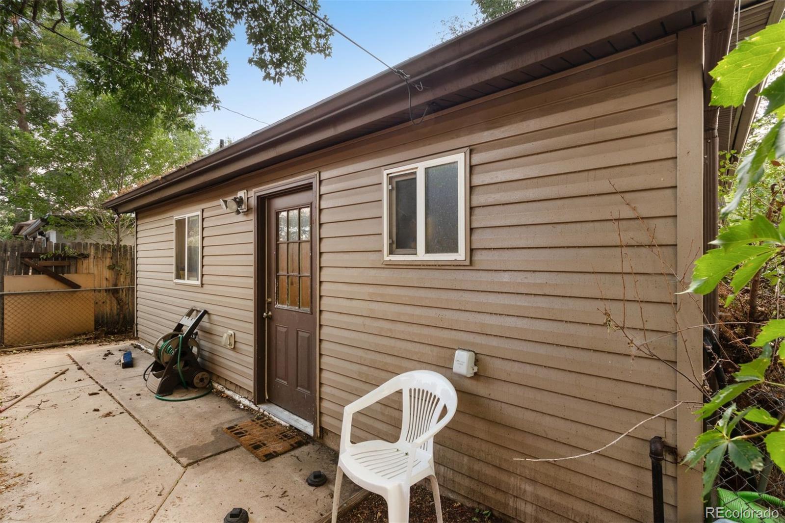 2312 W Platte Avenue