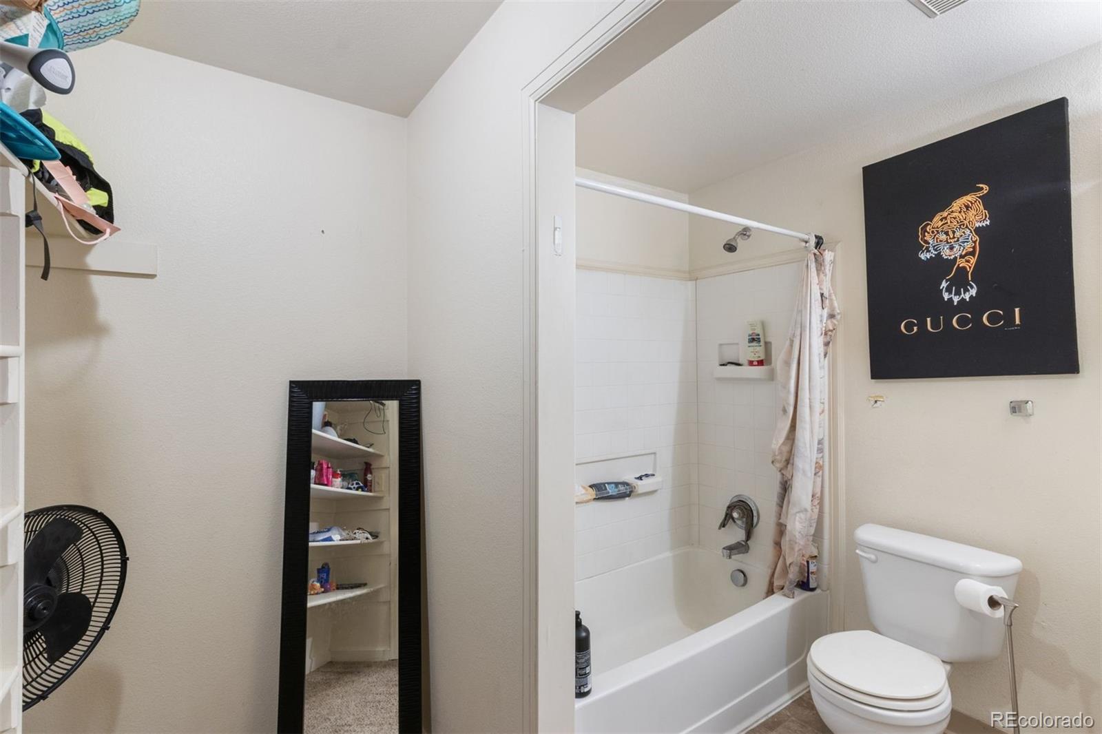 2312 W Platte Avenue