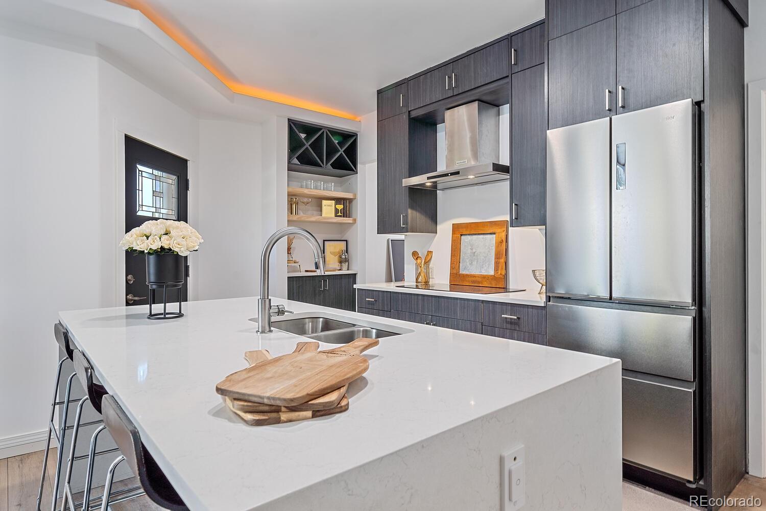 10987 Roxborough Drive