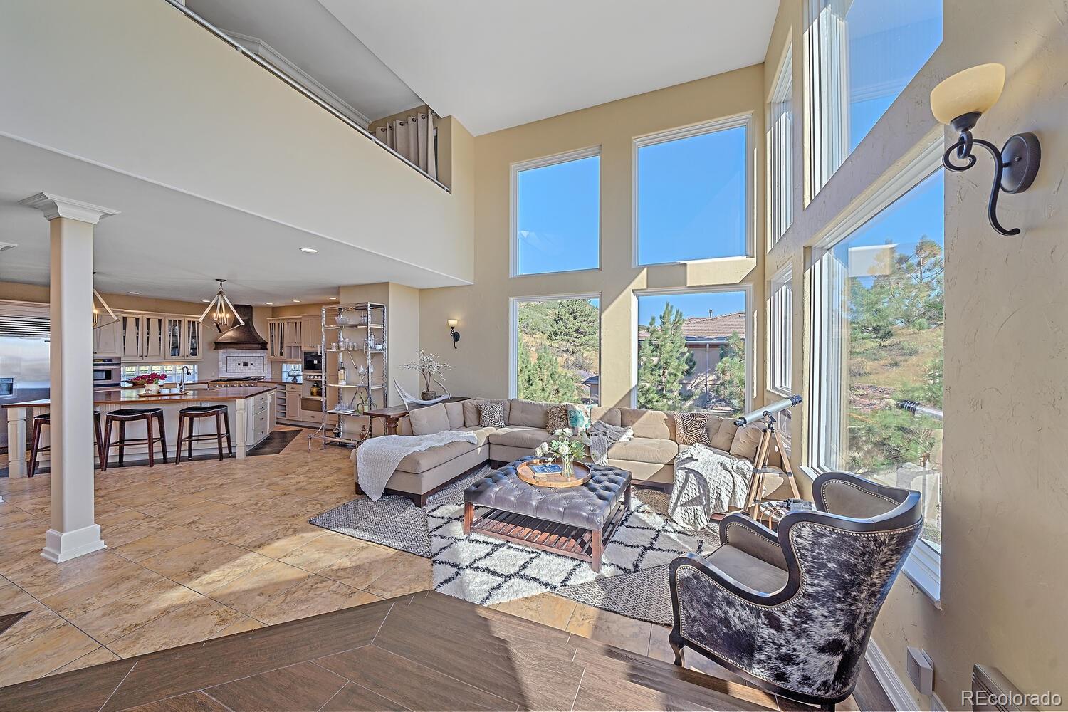 10987 Roxborough Drive