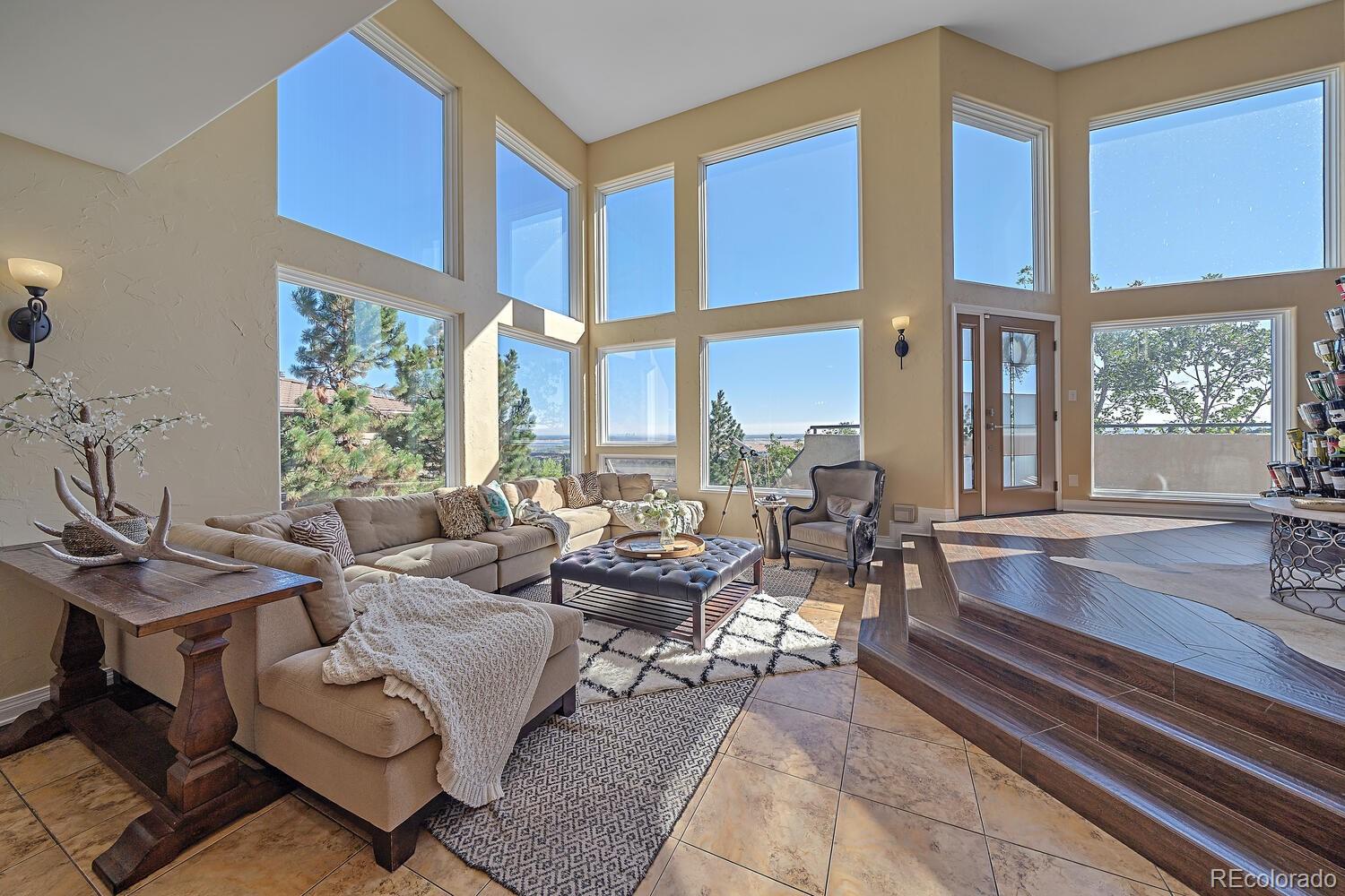 10987 Roxborough Drive